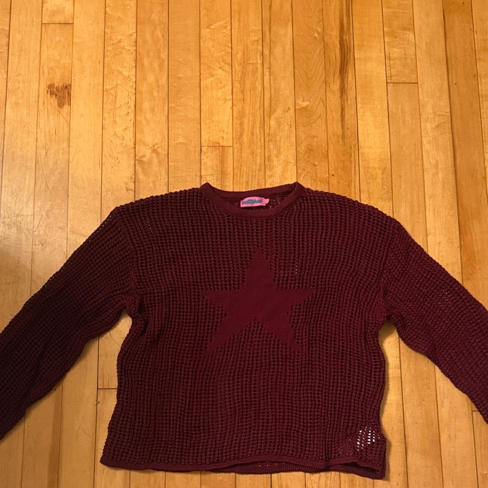 Edikted Burgundy Star Knit Sweater